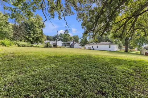 Exterior - Powers Drive, Saint Joseph, MO 64503 photo 8 of 9