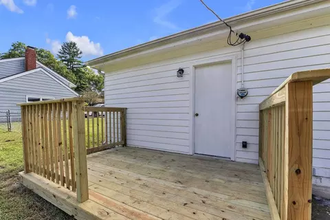 Exterior - Powers Drive, Saint Joseph, MO 64503 photo 5 of 9