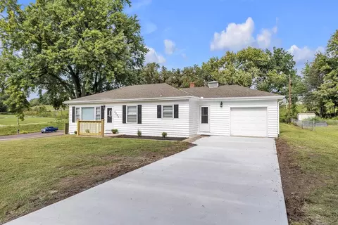 Exterior - Powers Drive, Saint Joseph, MO 64503 photo 2 of 9