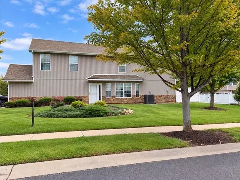 21033 Millridge St, Spring Hill, KS 66083