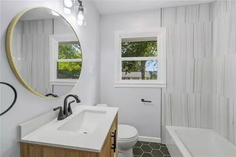 Bath - 3028 S Hedges Ave, Independence, MO 64052 photo 1 of 1