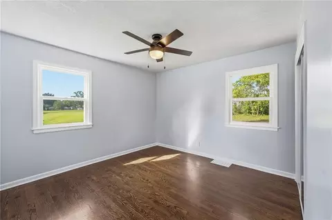 Bedroom - 3028 S Hedges Ave, Independence, MO 64052 photo 3 of 6