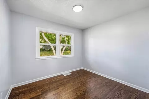 Bedroom - 3028 S Hedges Ave, Independence, MO 64052 photo 5 of 6