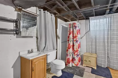 Bath - 3611 S Spring St, Independence, MO 64055 photo 2 of 2