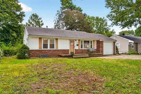 Exterior - 3611 S Spring St, Independence, MO 64055 photo 9 of 11
