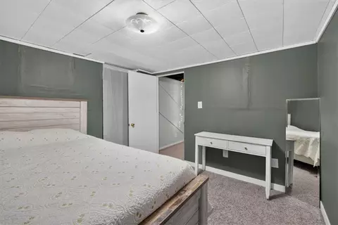 Bedroom - 3611 S Spring St, Independence, MO 64055 photo 6 of 6