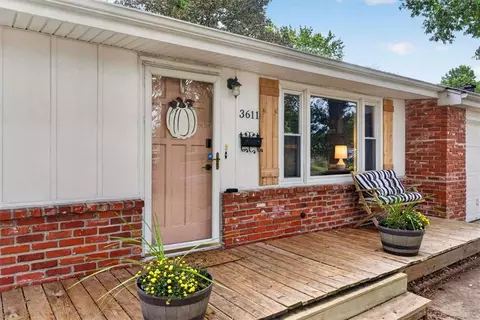 Exterior - 3611 S Spring St, Independence, MO 64055 photo 11 of 11