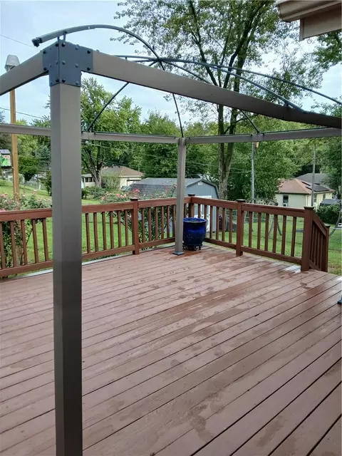 Exterior - 17008 E 3rd Ter, Independence, MO 64056 photo 2 of 3