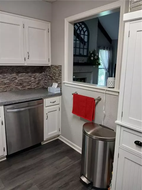 Kitchen - 17008 E 3rd Ter, Independence, MO 64056 photo 3 of 3