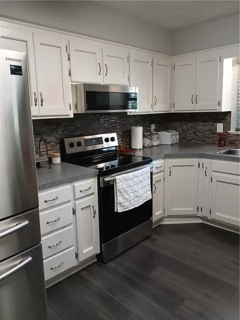 Kitchen - 17008 E 3rd Ter, Independence, MO 64056 photo 2 of 3