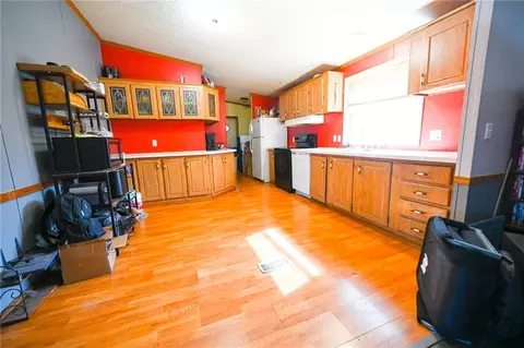 Kitchen - 2090 8, Hermitage, MO 65668 photo 1 of 2