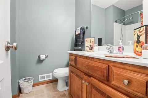 Bath - 19600 E 10th St, Independence, MO 64056 photo 1 of 1