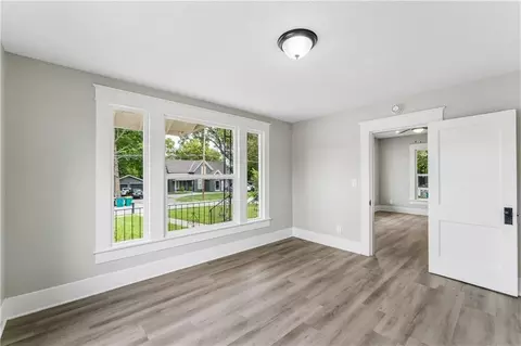 Living - 105 E Hale St, Spring Hill, KS 66083 photo 8 of 9
