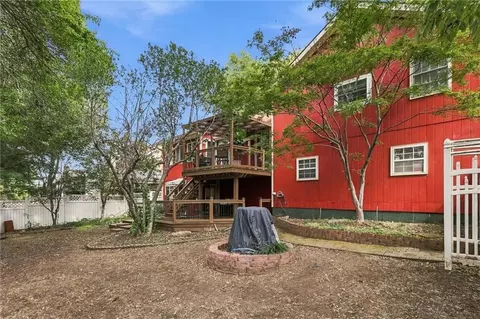 Exterior - 416 SE Brownfield Dr, Lees Summit, MO 64063 photo 9 of 13