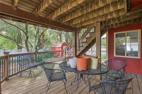 Exterior - 416 SE Brownfield Dr, Lees Summit, MO 64063 photo 6 of 13