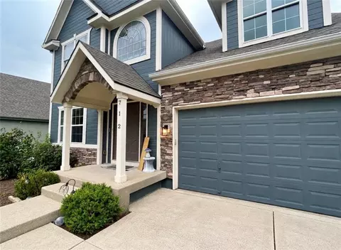 Exterior - 712 S Adams St, Raymore, MO 64083 photo 2 of 24