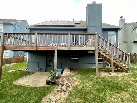Exterior - 712 S Adams St, Raymore, MO 64083 photo 14 of 24