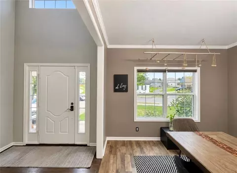 Entry Way - 712 S Adams St, Raymore, MO 64083 photo 4 of 4