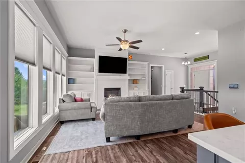 Living - 1201 Mesa Dr, Belton, MO 64012 photo 3 of 3