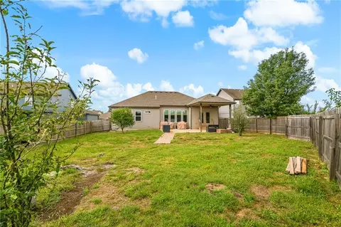Exterior - 1201 Mesa Dr, Belton, MO 64012 photo 5 of 9