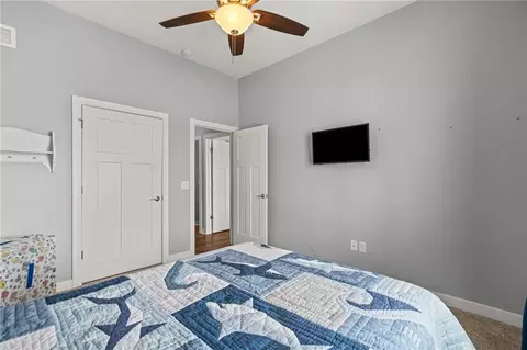 Bedroom - 1201 Mesa Dr, Belton, MO 64012 photo 6 of 7