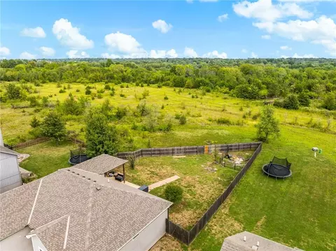 View/Area - 1201 Mesa Dr, Belton, MO 64012 photo 3 of 8
