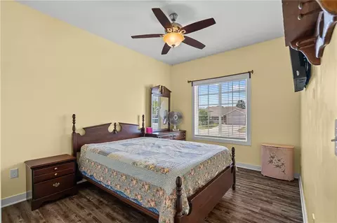 Bedroom - 1201 Mesa Dr, Belton, MO 64012 photo 3 of 7