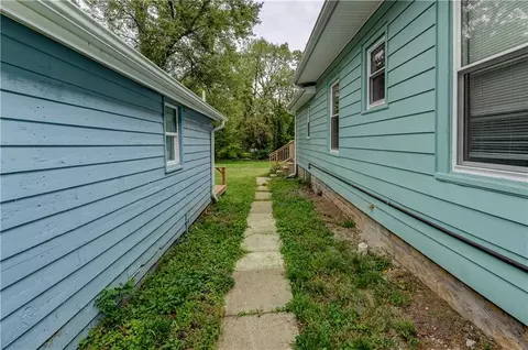 Exterior - 326 E Main St, Odessa, MO 64076 photo 8 of 23