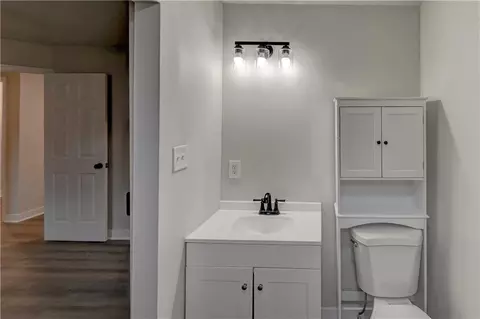 Bath - 326 E Main St, Odessa, MO 64076 photo 4 of 8