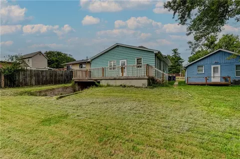 Exterior - 326 E Main St, Odessa, MO 64076 photo 19 of 23