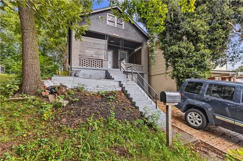 627 Sumner Ave, Kansas City, KS 66101
