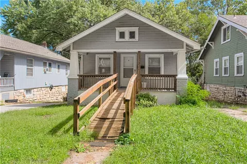 5721 Brooklyn Ave, Kansas City, MO 64130