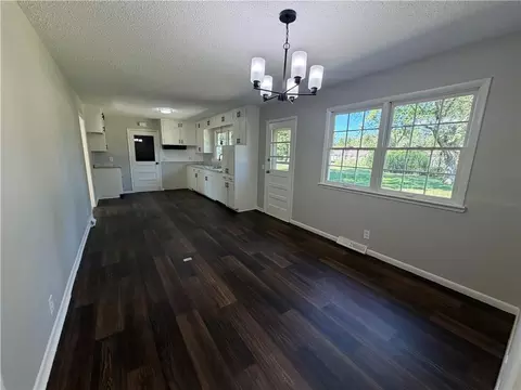 Living - 407 Elm St, Drexel, MO 64742 photo 2 of 4