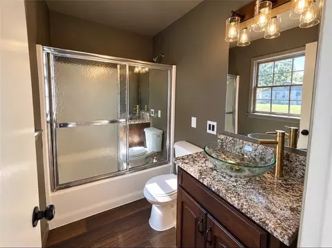 Bath - 407 Elm St, Drexel, MO 64742 photo 1 of 3
