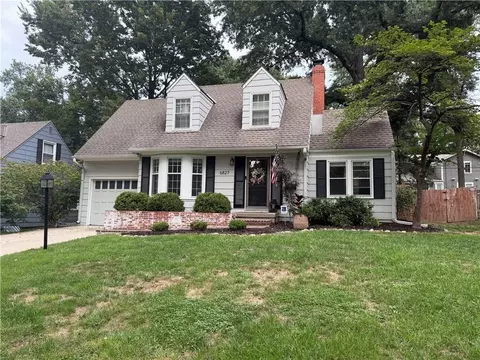 6827 Granada Ln, Prairie Village, KS 66208