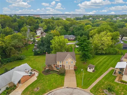 515 NW 43rd Ter, Kansas City, MO 64116