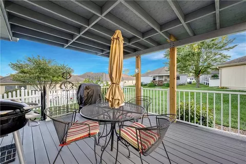 Exterior - 523 Mars Ct, Raymore, MO 64083 photo 5 of 5