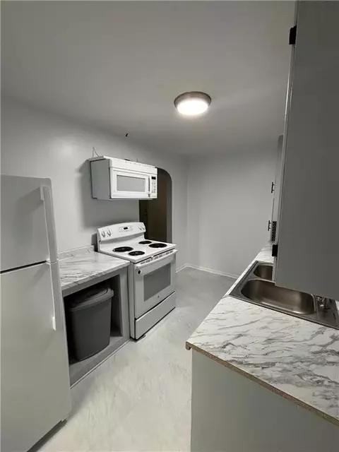 Kitchen - 10821 E 19th St, Independence, MO 64052 photo 3 of 3