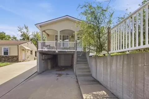3129 Longwood Ave, Kansas City, KS 66104