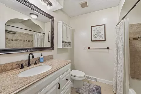Bath - 3502 NW Lake Dr, Lees Summit, MO 64064 photo 1 of 4