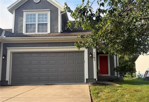 7703 W 148th St, Overland Park, KS 66223