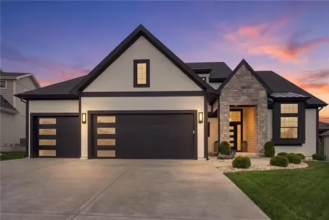 12602 W 169th Ter, Overland Park, KS 66221