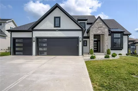 12602 W 169th Ter, Overland Park, KS 66221