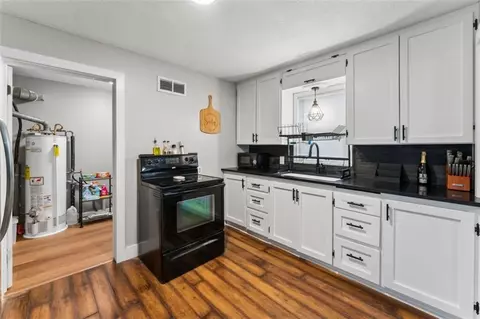 Kitchen - 2 Eavey Cir, Harrisonville, MO 64701 photo 1 of 5