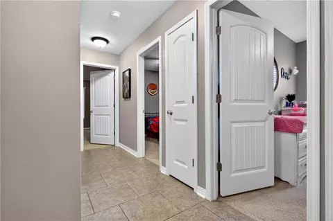 Entry Way - 108 S Wright St, Frontenac, KS 66763 photo 3 of 4