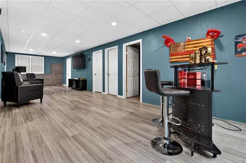 Entry Way - 108 S Wright St, Frontenac, KS 66763 photo 4 of 4