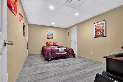 Bedroom - 108 S Wright St, Frontenac, KS 66763 photo 7 of 10