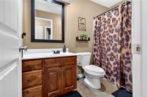 Bath - 108 S Wright St, Frontenac, KS 66763 photo 1 of 3
