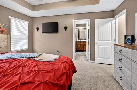 Bedroom - 108 S Wright St, Frontenac, KS 66763 photo 6 of 10