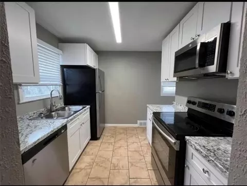 114 E Cass St, Drexel, MO 64742 photo 4